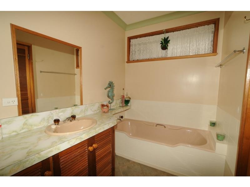 52 Frost Road, Peechelba VIC 3678