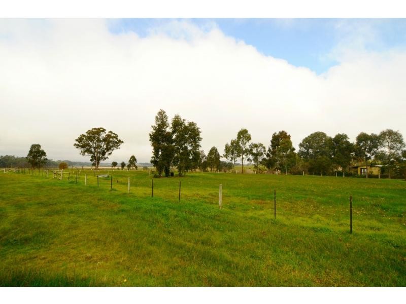 52 Frost Road, Peechelba VIC 3678