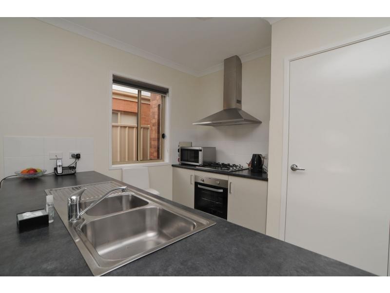 17 Trotman Drive, Wangaratta VIC 3677