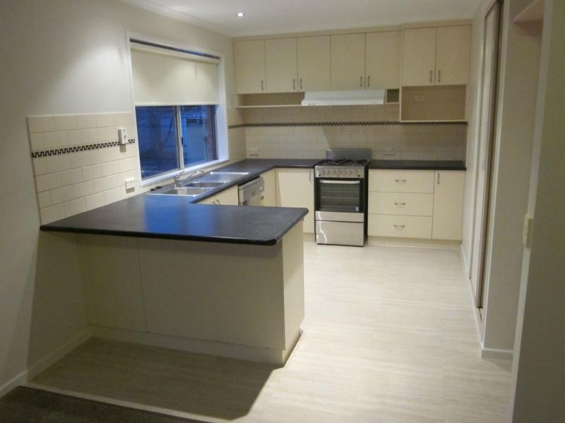 6 Thomas Wedge Drive, Wangaratta VIC 3677