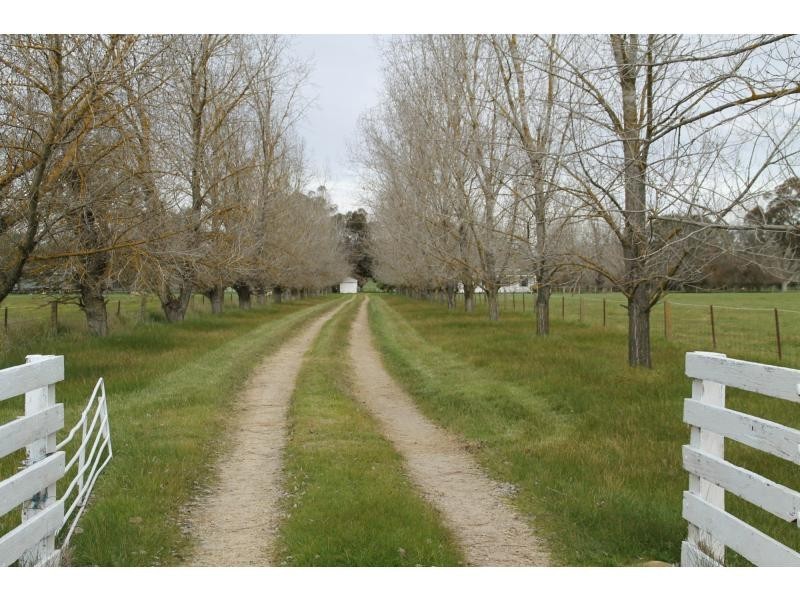 Hansonville VIC 3675