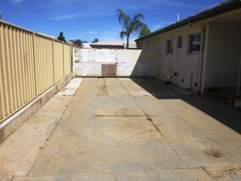 24 Clark Street, Wangaratta VIC 3677