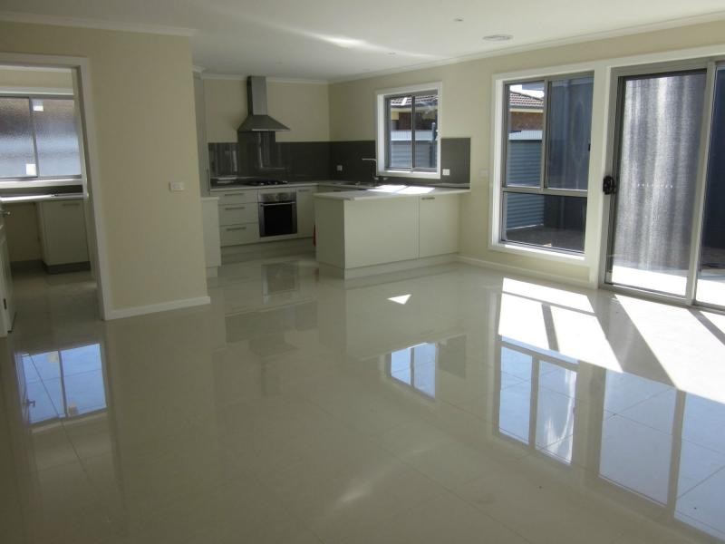 Unit 1/166 Rowan Street, Wangaratta VIC 3677