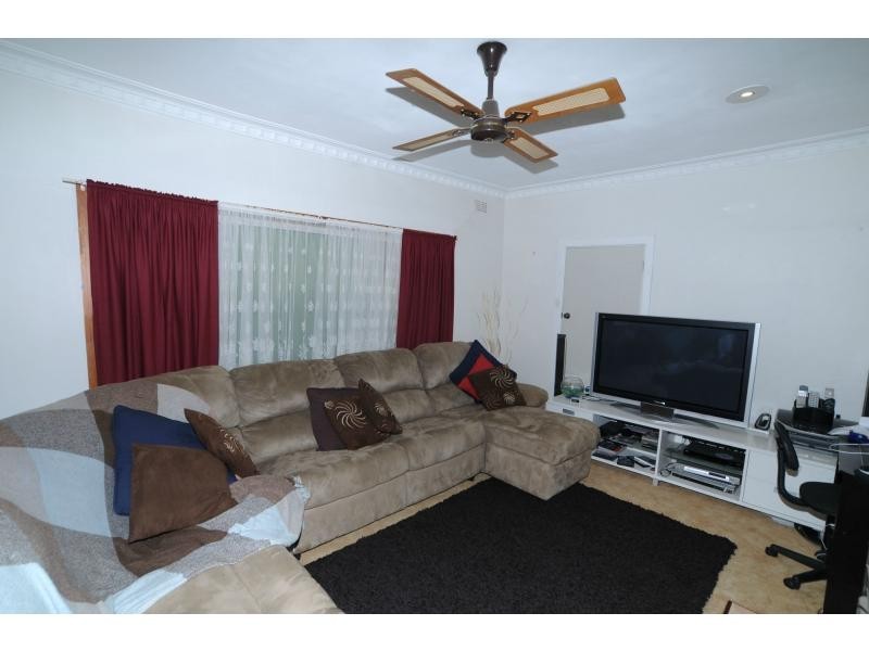 16 Medowra Avenue, Wangaratta VIC 3677