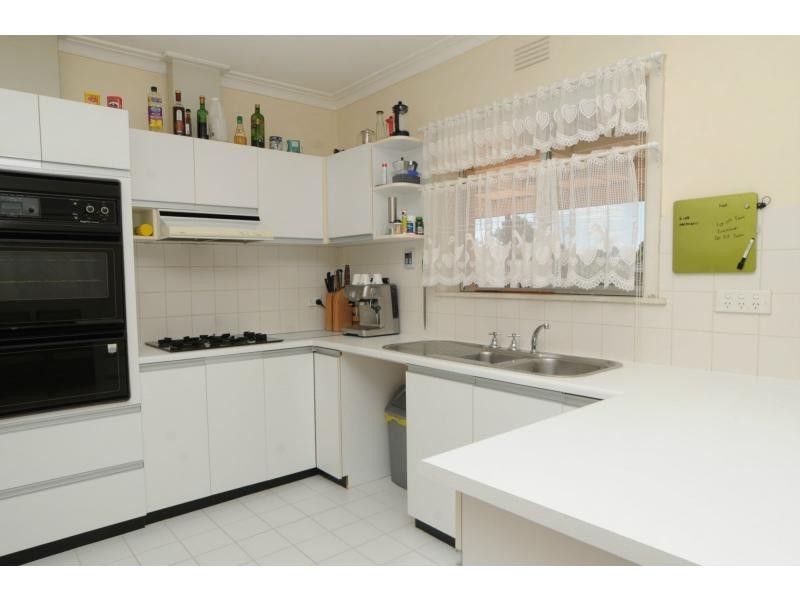 24 Esmond Street, Wangaratta VIC 3677