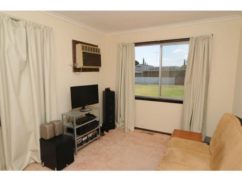 24 Esmond Street, Wangaratta VIC 3677