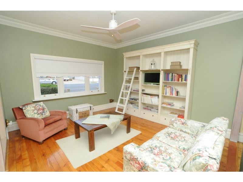 6 Graham Avenue, Wangaratta VIC 3677