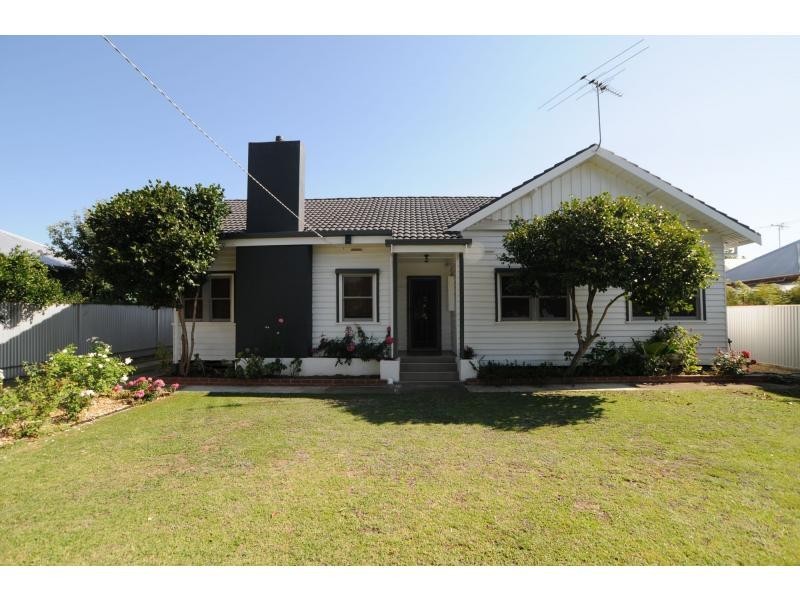 12 Steane Street, Wangaratta VIC 3677
