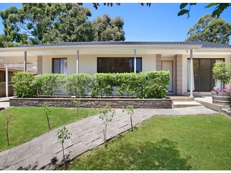 27 Waitara Road, Banksia Park SA 5091