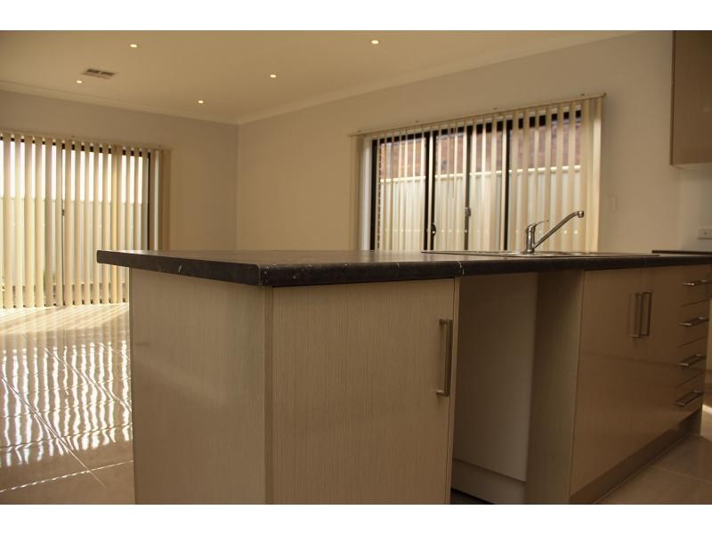 4 Mango Street, The Orchard, Direk SA 5110