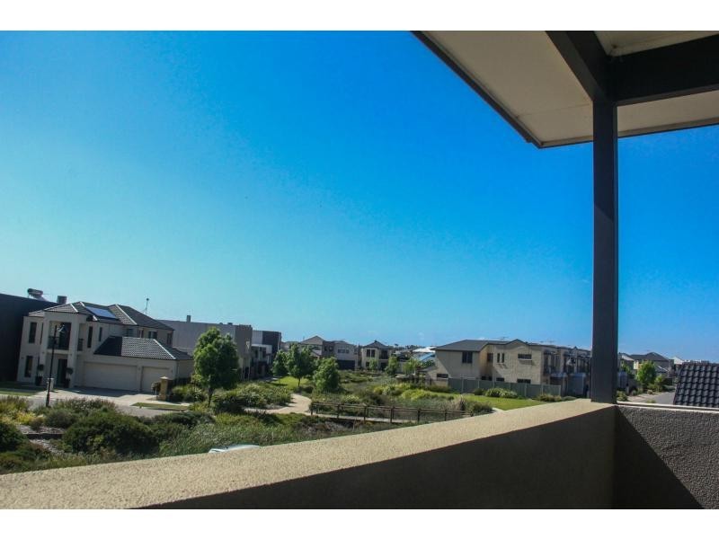 49 Hindmarsh Circuit, Mawson Lakes SA 5095
