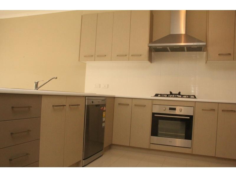 20 Amber Avenue, Clearview SA 5085