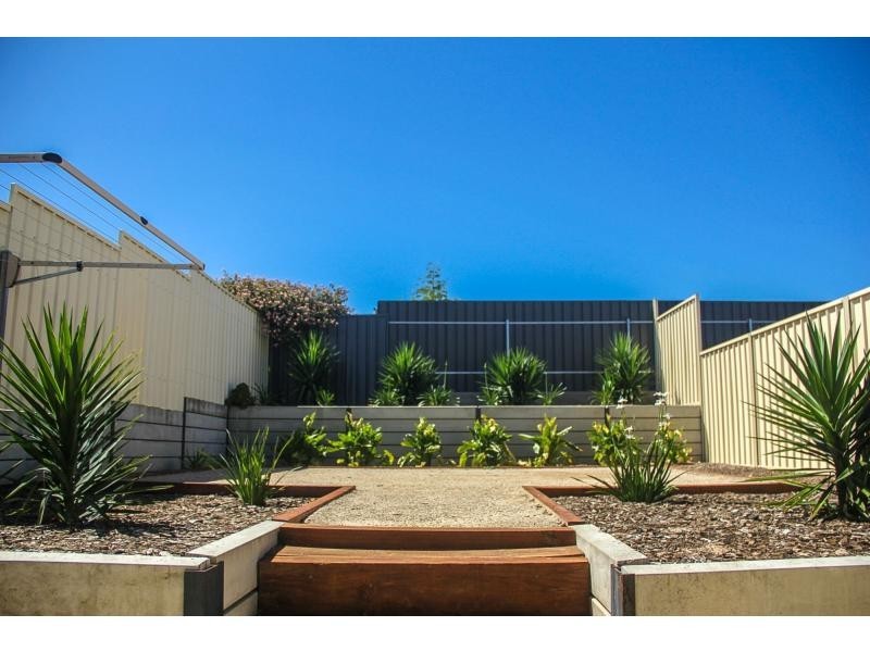20 Amber Avenue, Clearview SA 5085
