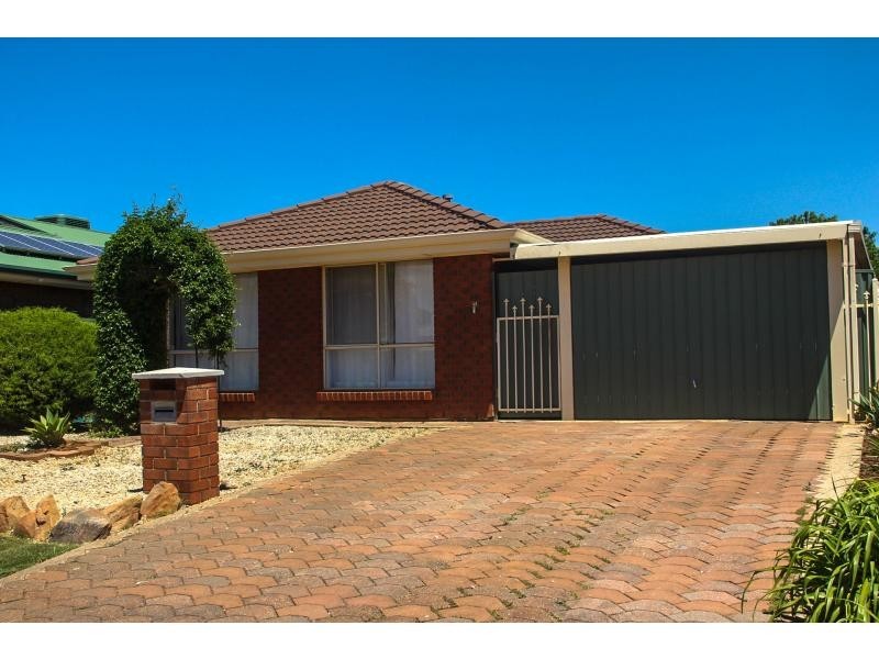 5 Milford Avenue, Blakeview SA 5114