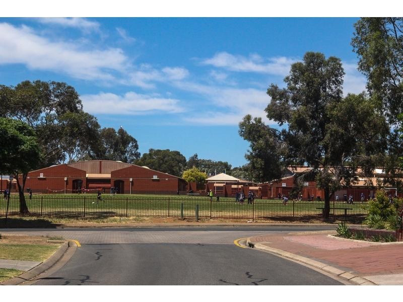 5 Milford Avenue, Blakeview SA 5114