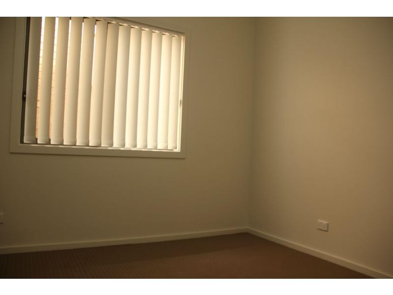 2/10 Cherry Avenue, The Orchard, Direk SA 5110