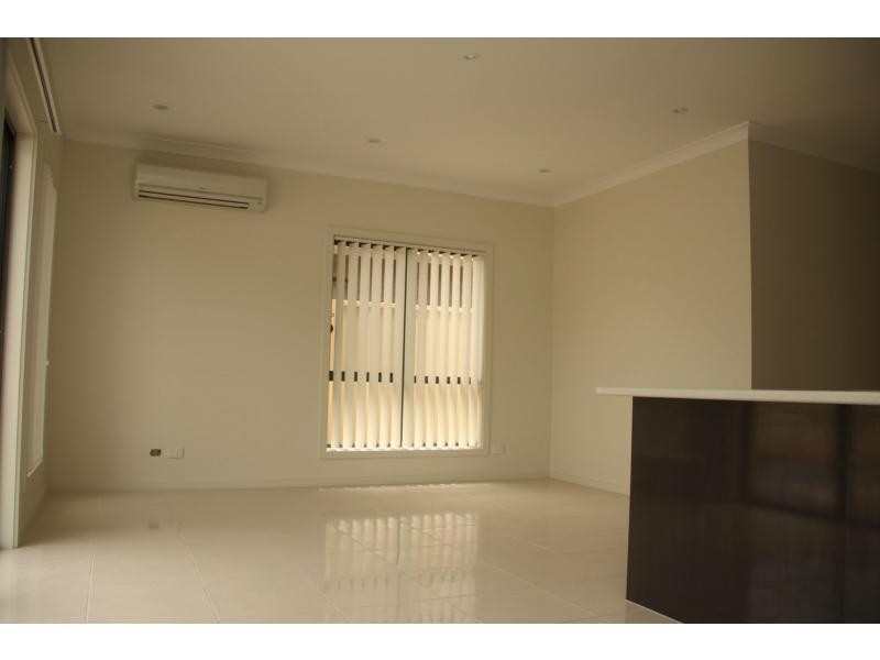 2/10 Cherry Avenue, The Orchard, Direk SA 5110