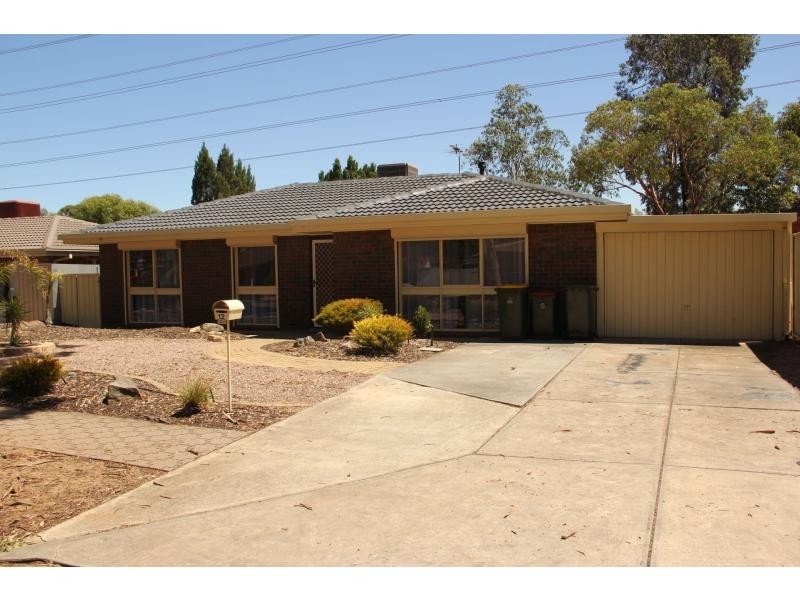 12 Casserly Crescent, Salisbury Heights SA 5109