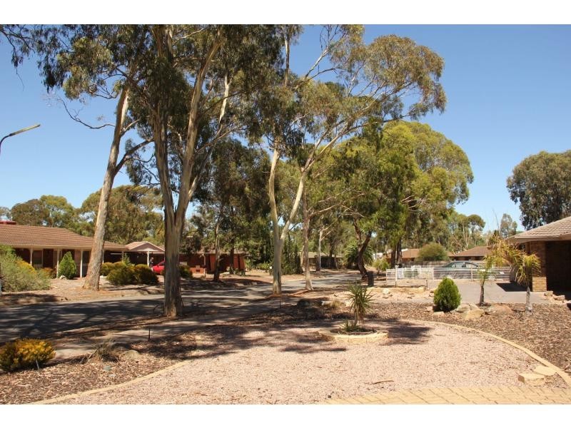 12 Casserly Crescent, Salisbury Heights SA 5109