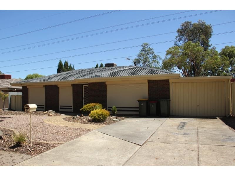 12 Casserly Crescent, Salisbury Heights SA 5109