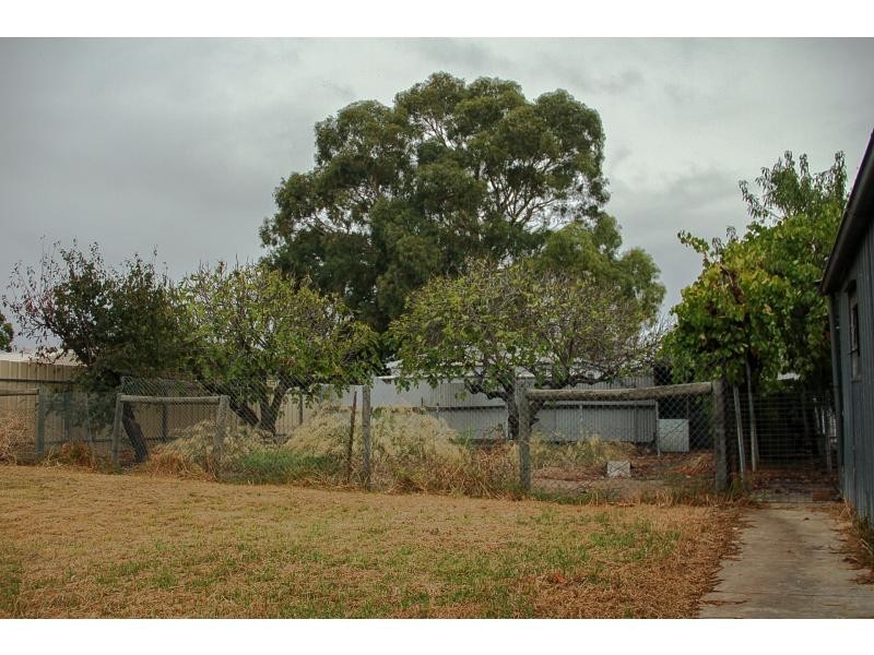 18 Esther Binks Avenue, Greenacres SA 5086