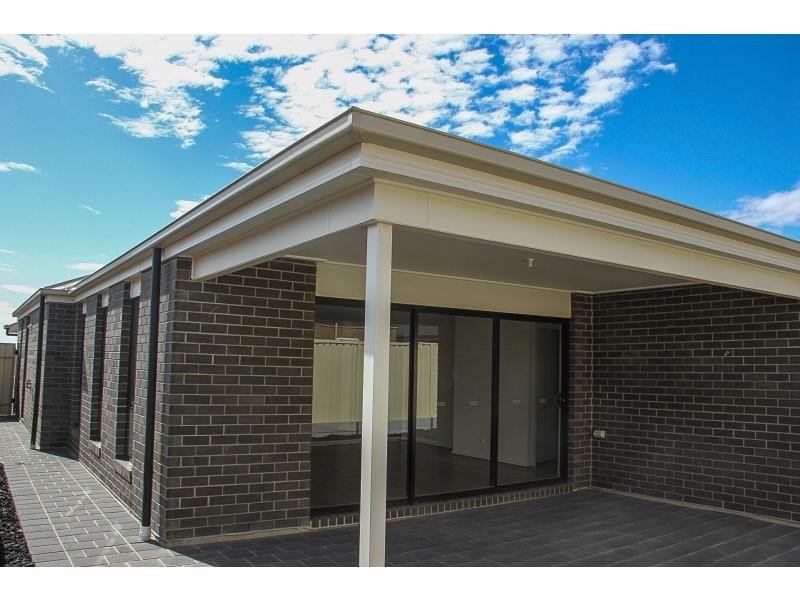 7 Adel Drive, Greenfields Estate, Munno Para West SA 5115