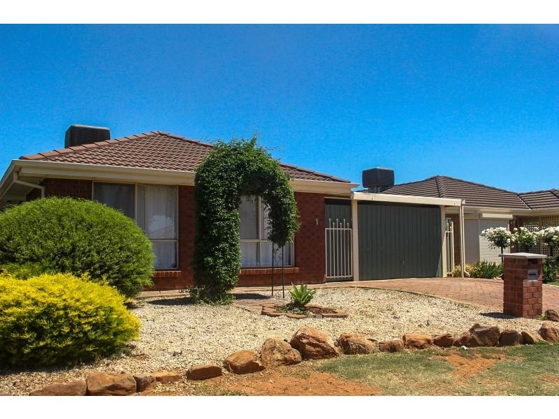5 Milford Avenue, Blakeview SA 5114