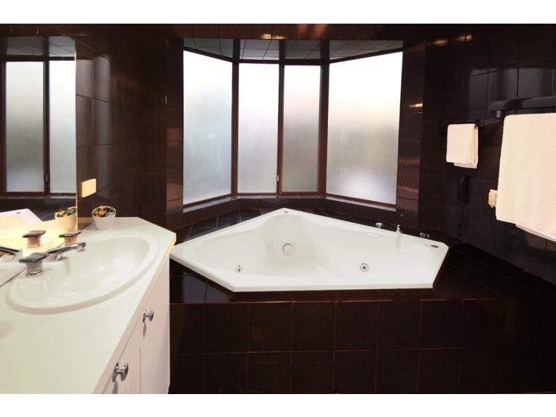 16 Bent Court, Wynn Vale SA 5127