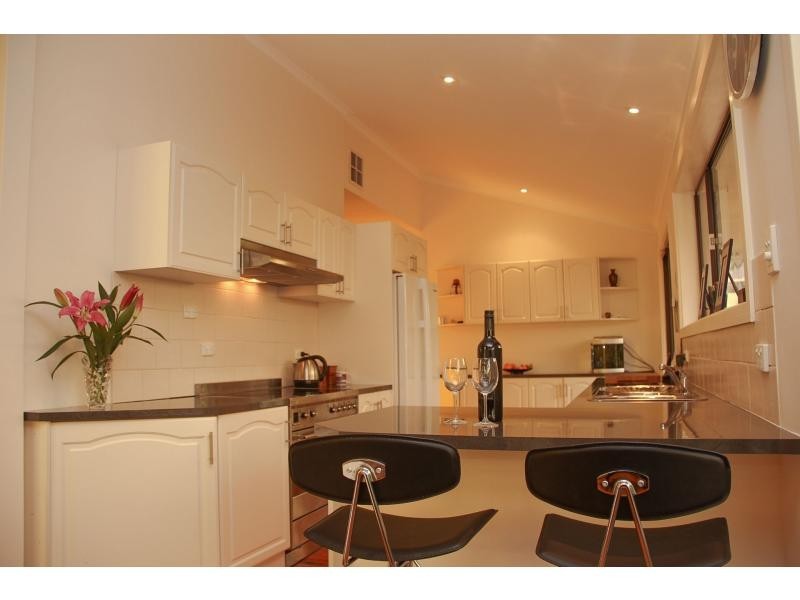 13 Cumberland Avenue, Para Hills SA 5096