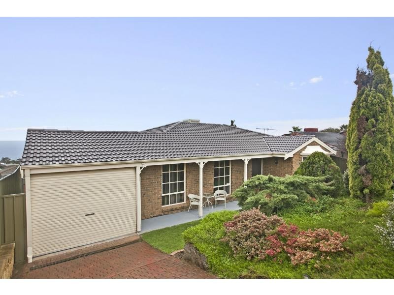 24 Neeangarra Crescent, Hallett Cove SA 5158