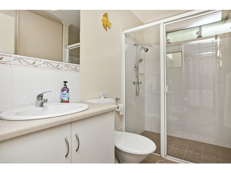 2 Granada Avenue, Gulfview Heights SA 5096