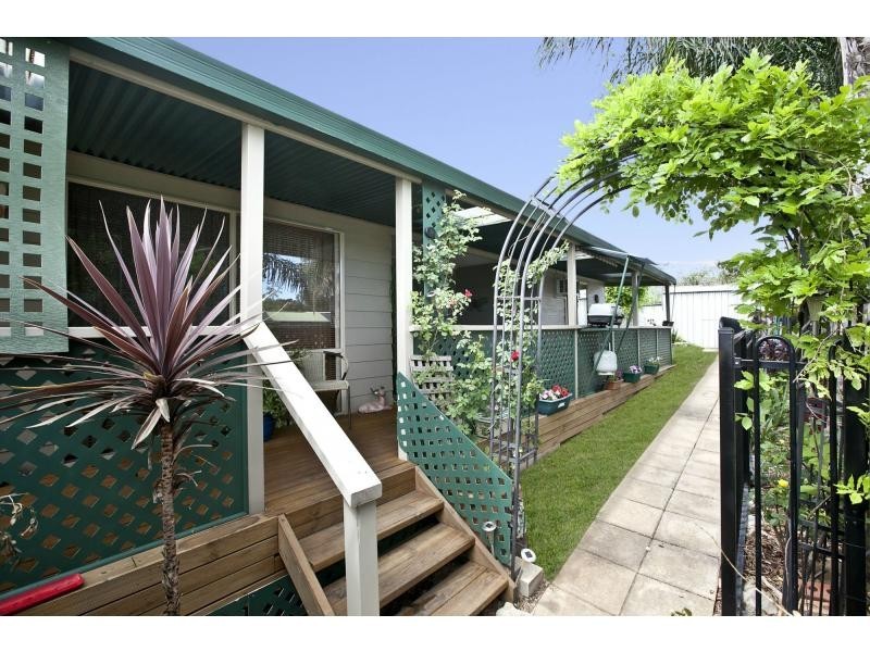 2 Granada Avenue, Gulfview Heights SA 5096