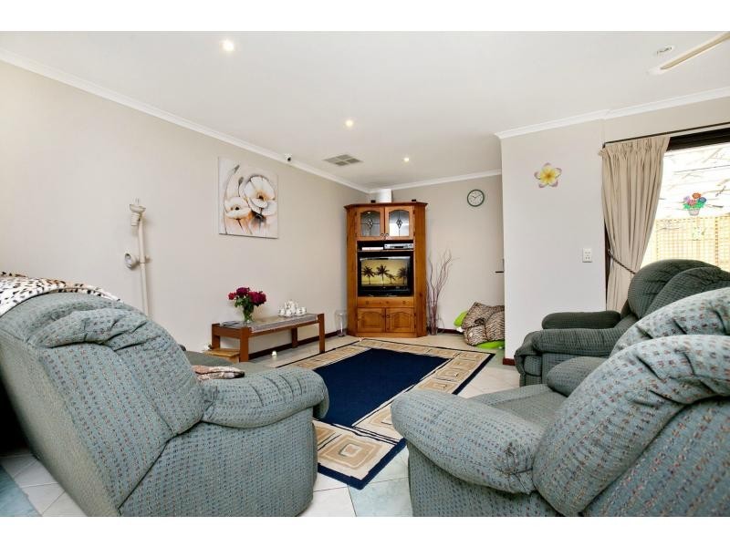 2 Granada Avenue, Gulfview Heights SA 5096