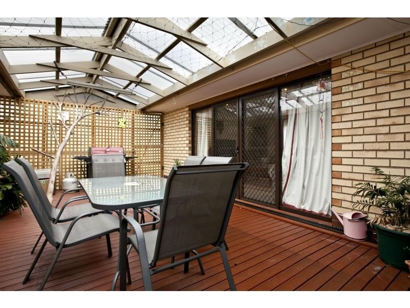 2 Granada Avenue, Gulfview Heights SA 5096