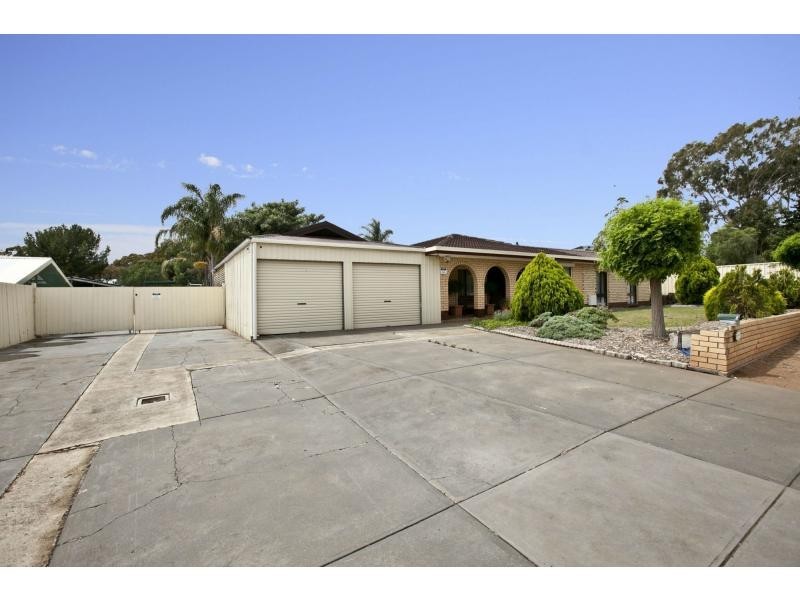 2 Granada Avenue, Gulfview Heights SA 5096
