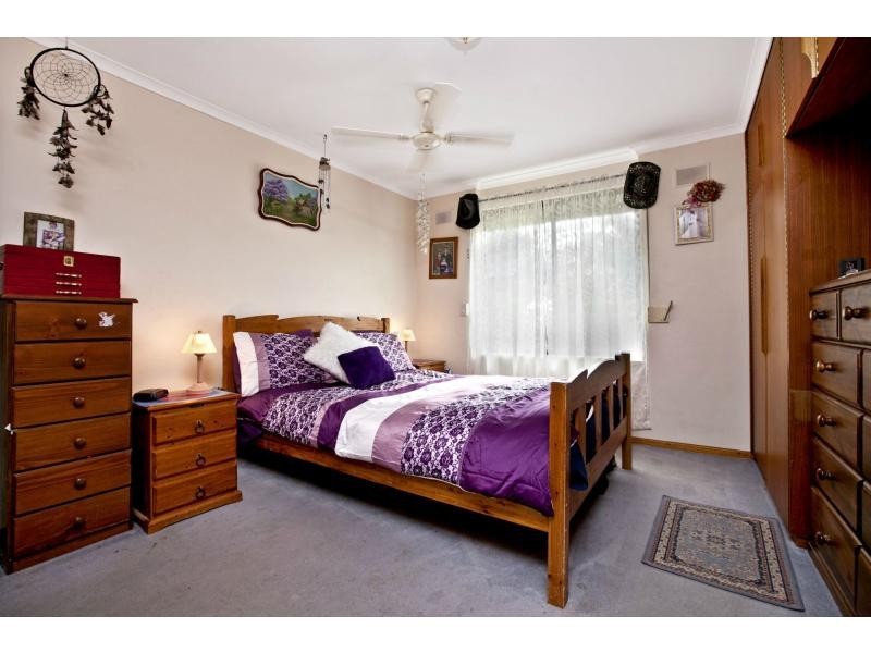 2 Granada Avenue, Gulfview Heights SA 5096