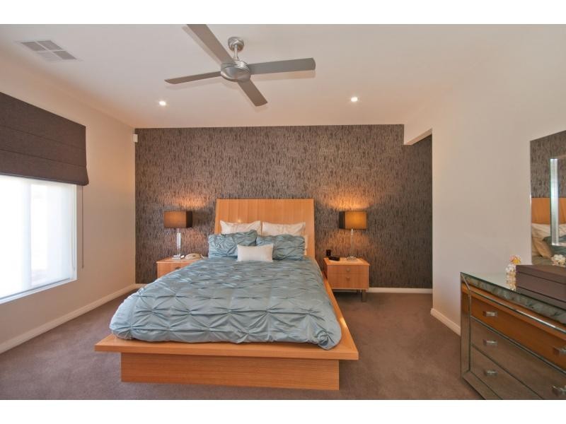 56 Pantowora Drive, Hope Valley SA 5090