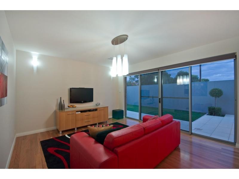 56 Pantowora Drive, Hope Valley SA 5090