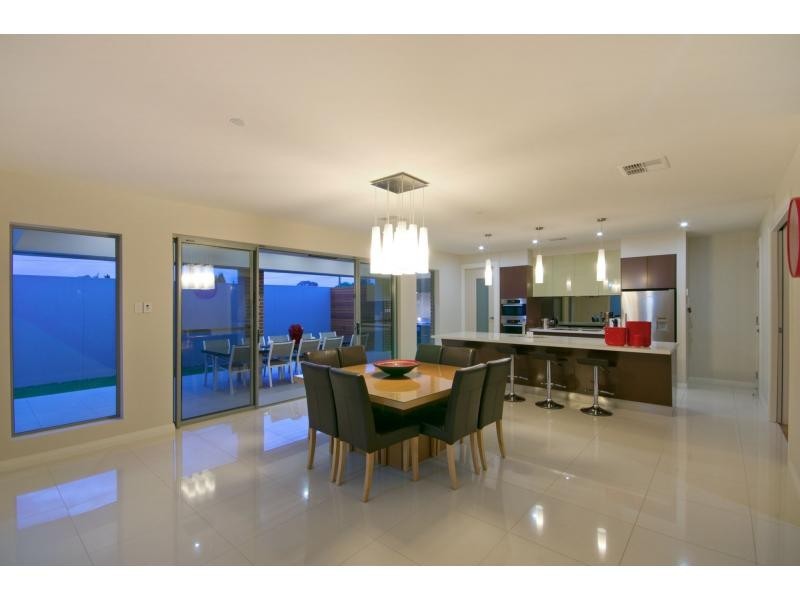 56 Pantowora Drive, Hope Valley SA 5090