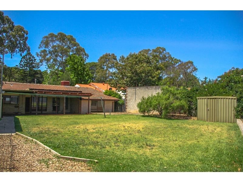 303 Lyons Road, Dernancourt SA 5075