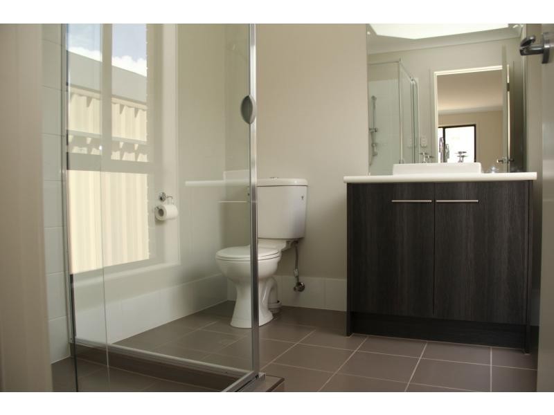 Lot 5 Tomnicstas Street, Viva Green, Munno Para West SA 5115