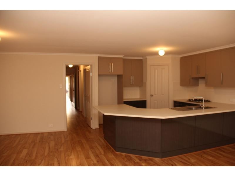 8A Dyson Street, Evanston SA 5116
