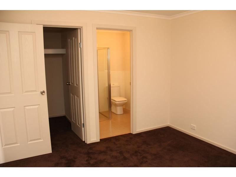8A Dyson Street, Evanston SA 5116