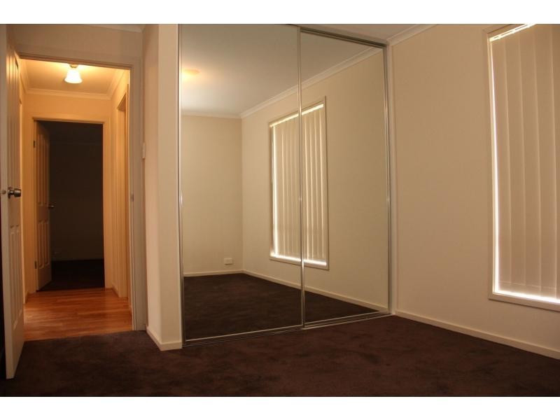 4 Dyson Street, Evanston SA 5116