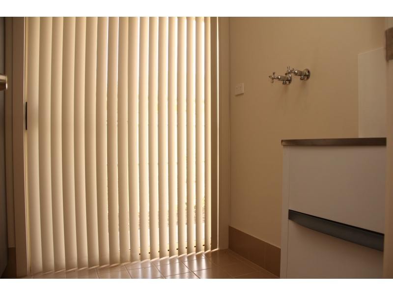 4 Dyson Street, Evanston SA 5116