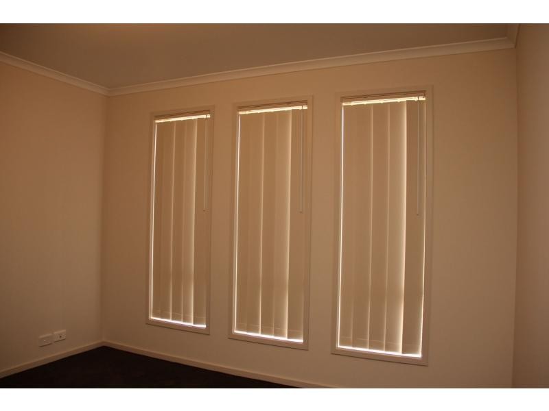 13 Edward Crescent, Evanston Park SA 5116