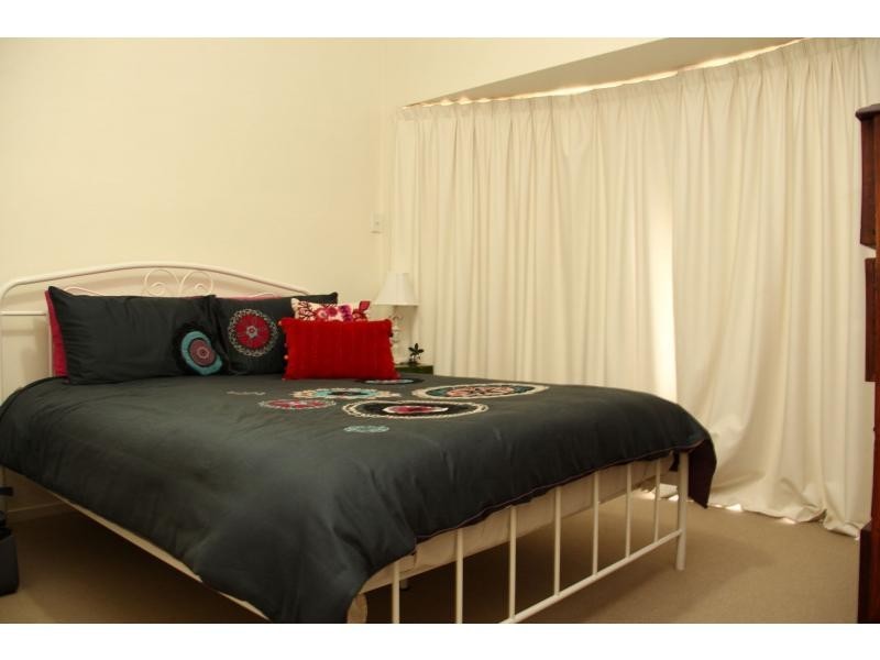 21 Avocet Drive, Mawson Lakes SA 5095