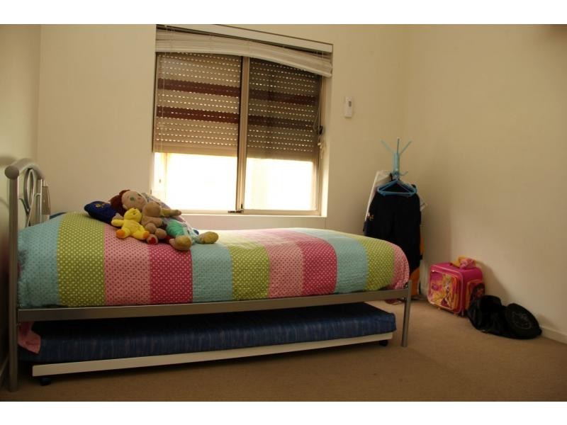 21 Avocet Drive, Mawson Lakes SA 5095