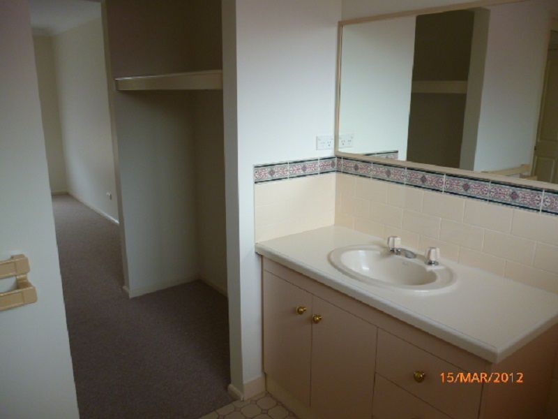 2/9 Treleaven Street, Hyland Park NSW 2448