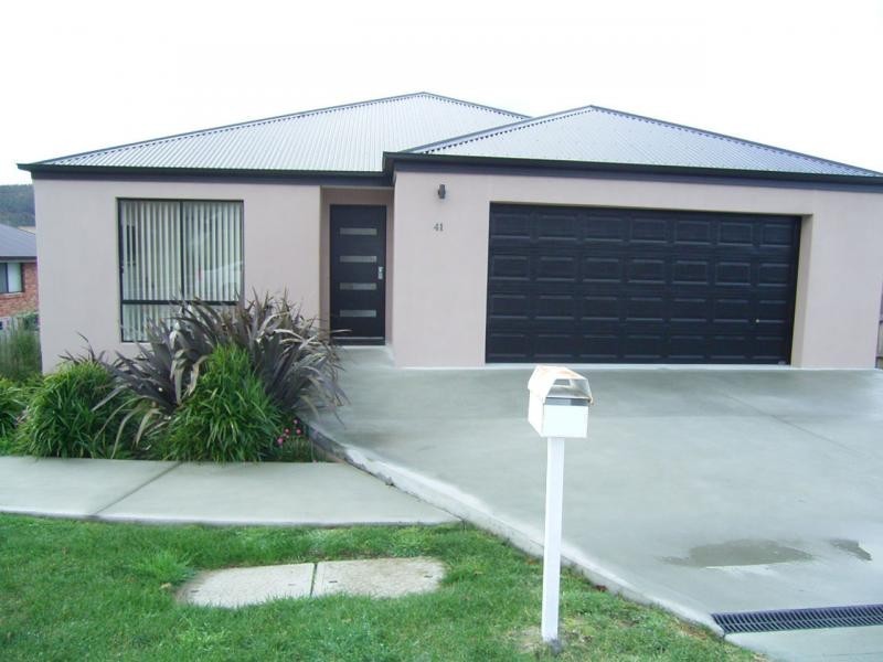 41 Glebe Hill Road, Howrah TAS 7018